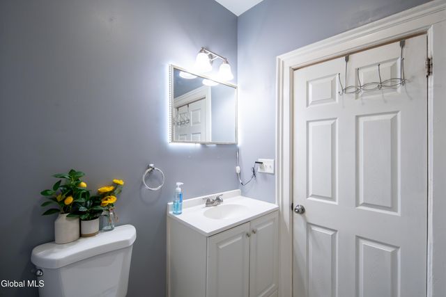 41 Brunswick Avenue, Troy, NY 12180