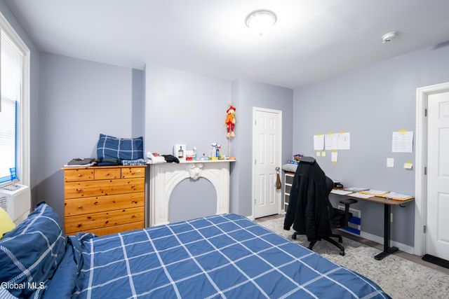 41 Brunswick Avenue, Troy, NY 12180