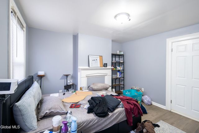 41 Brunswick Avenue, Troy, NY 12180