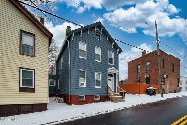 41 Brunswick Avenue, Troy, NY 12180