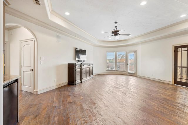 217 Steeplechase Drive, Irving, TX 75062