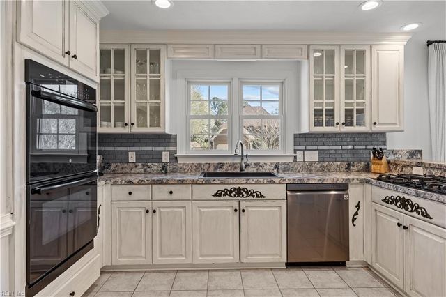 944 Camino Real S, Virginia Beach, VA 23456