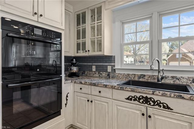 944 Camino Real S, Virginia Beach, VA 23456