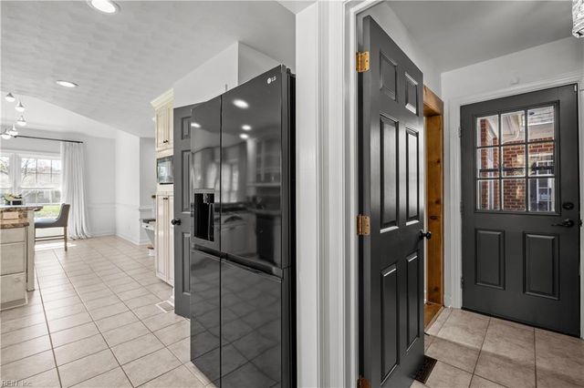 944 Camino Real S, Virginia Beach, VA 23456