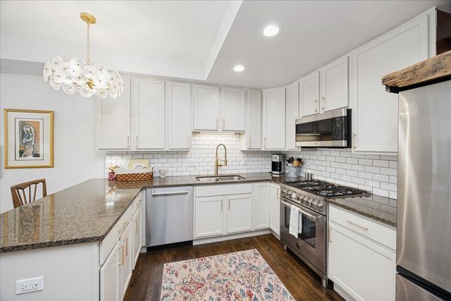 2509 N Milwaukee Avenue 1S, Chicago, IL 60647