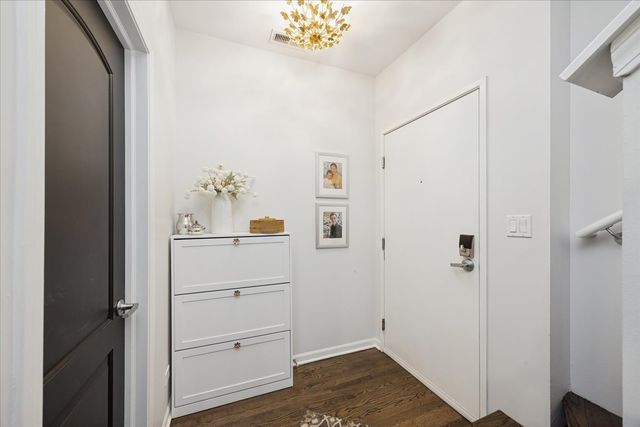 2509 N Milwaukee Avenue 1S, Chicago, IL 60647