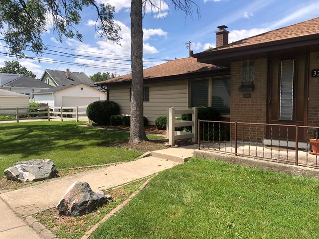 3246 OAK Avenue, Brookfield, IL 60513
