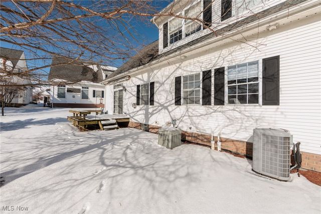 6 Preserve Drive, Willoughby, OH 44094