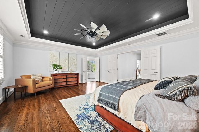 9414 Heydon Hall Circle, Charlotte, NC 28210