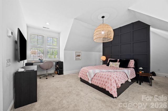 9414 Heydon Hall Circle, Charlotte, NC 28210