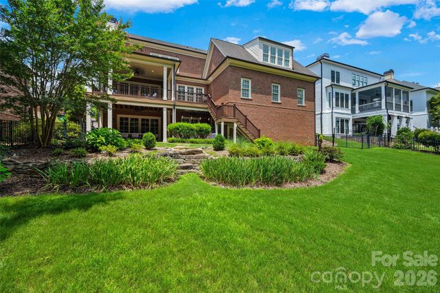 9414 Heydon Hall Circle, Charlotte, NC 28210