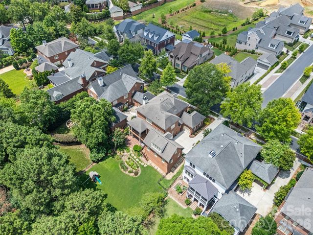 9414 Heydon Hall Circle, Charlotte, NC 28210