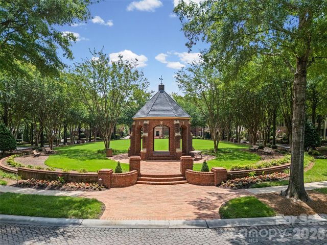 9414 Heydon Hall Circle, Charlotte, NC 28210