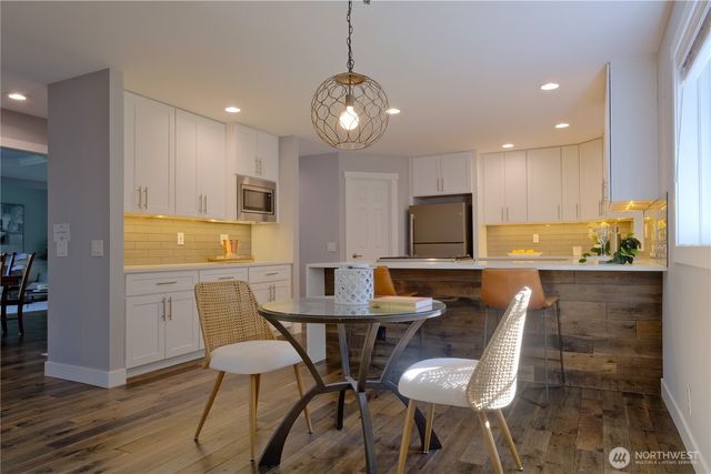 4533 242nd Avenue SE, Sammamish, WA 98029