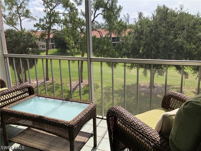200 Turtle Lake CT 306, Naples, FL 34105
