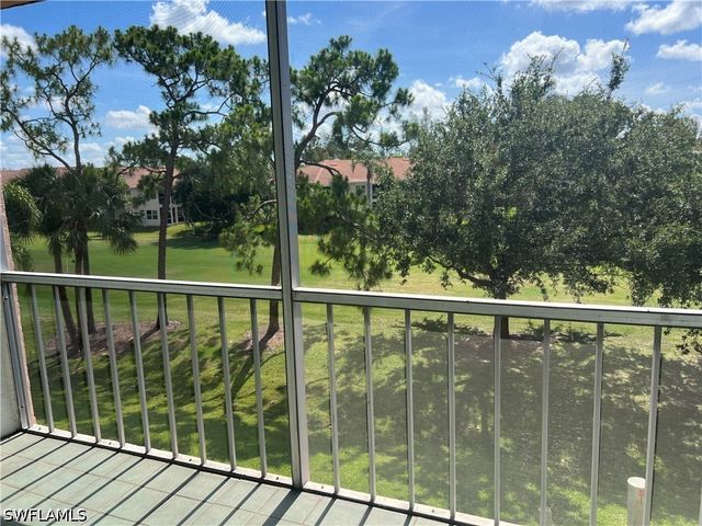 200 Turtle Lake CT 306, Naples, FL 34105