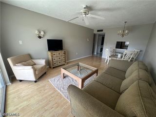 200 Turtle Lake CT 306, Naples, FL 34105