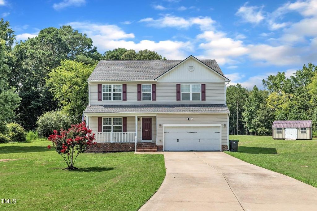 306 Meadow Hills Drive, Four Oaks, NC 27524
