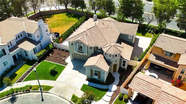 27605 Lock Haven Court, Temecula, CA 92591