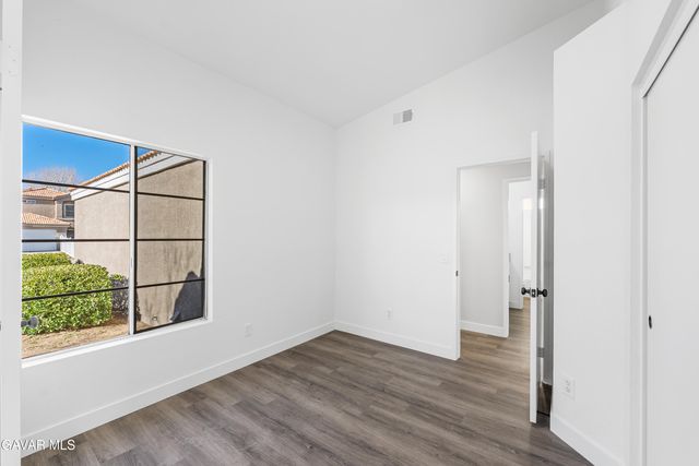 44232 W 23rd Street, Lancaster, CA 93536