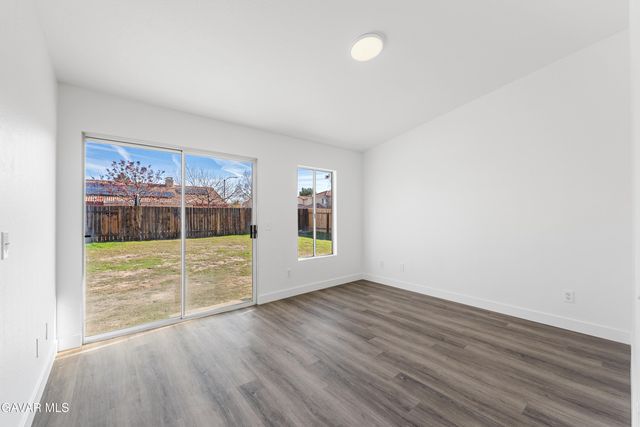 44232 W 23rd Street, Lancaster, CA 93536