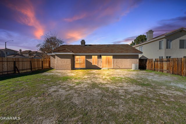 44232 W 23rd Street, Lancaster, CA 93536