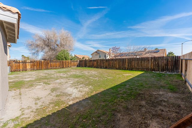 44232 W 23rd Street, Lancaster, CA 93536