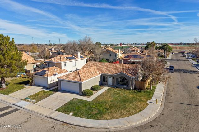 44232 W 23rd Street, Lancaster, CA 93536