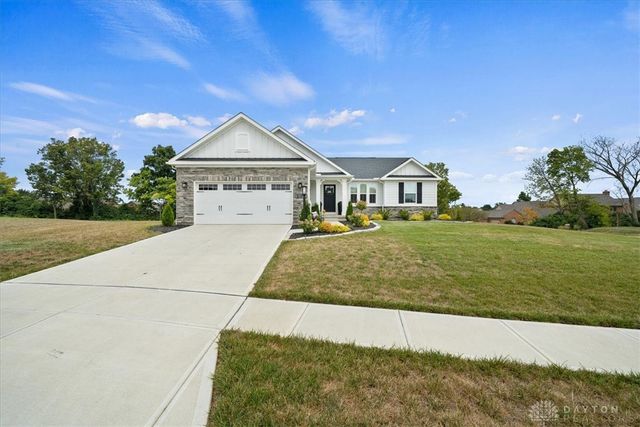7227 Rivendell Circle, Dayton, OH 45459