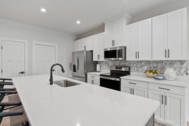 7227 Rivendell Circle, Dayton, OH 45459