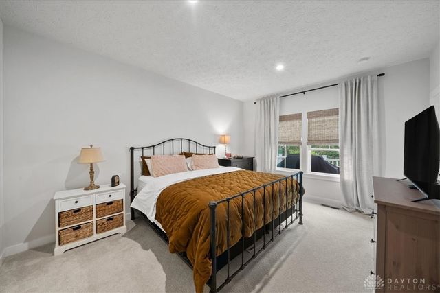 7227 Rivendell Circle, Dayton, OH 45459