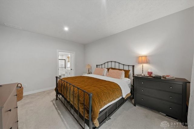7227 Rivendell Circle, Dayton, OH 45459