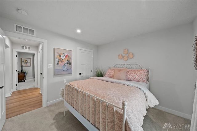 7227 Rivendell Circle, Dayton, OH 45459