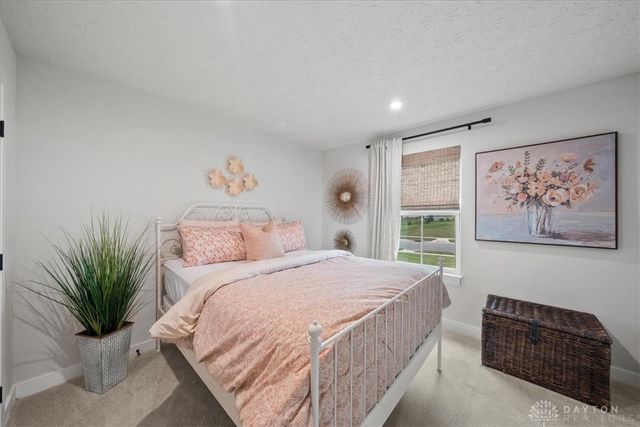 7227 Rivendell Circle, Dayton, OH 45459