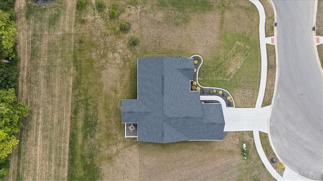 7227 Rivendell Circle, Dayton, OH 45459
