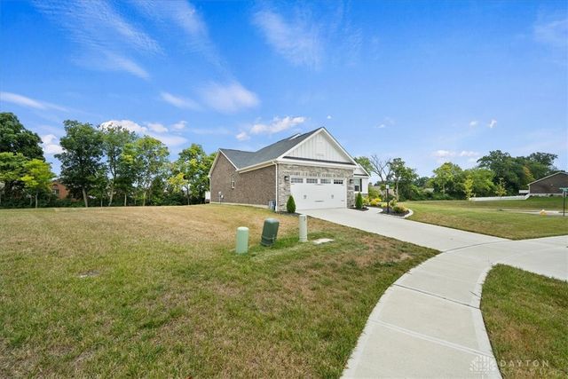 7227 Rivendell Circle, Dayton, OH 45459
