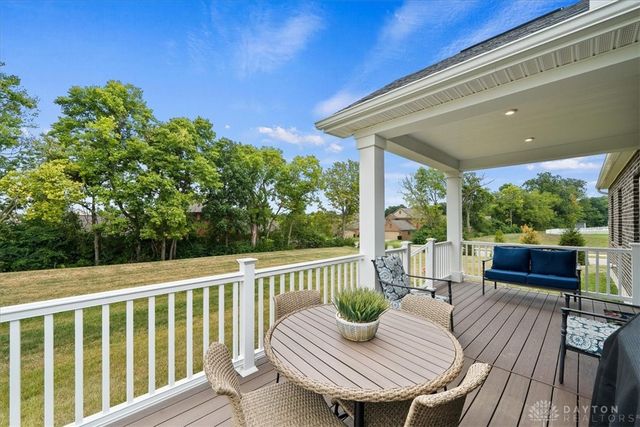 7227 Rivendell Circle, Dayton, OH 45459