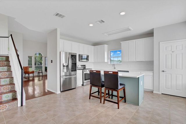 10720 Finsbury DR, Austin, TX 78748