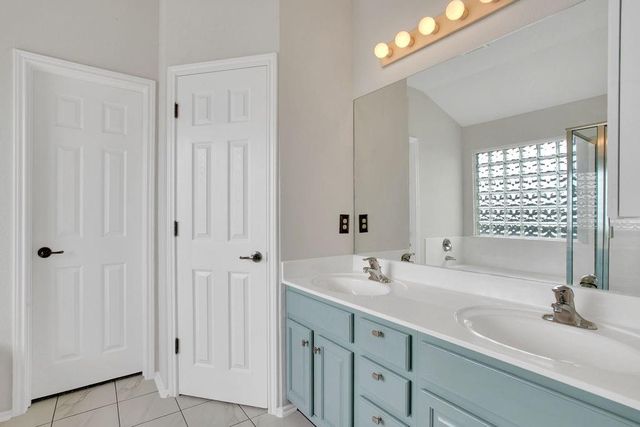10720 Finsbury DR, Austin, TX 78748