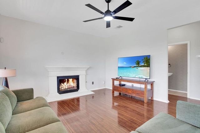10720 Finsbury DR, Austin, TX 78748