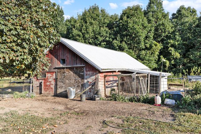 10746 Beebe Highway, Franklin Twp, MI 49287