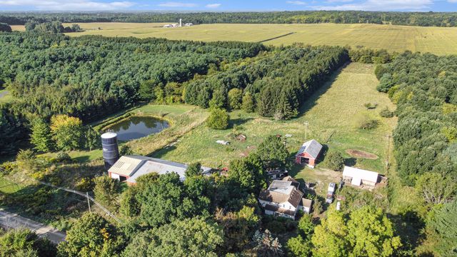 10746 Beebe Highway, Franklin Twp, MI 49287