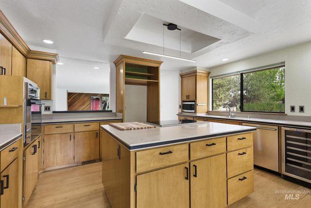 812 E Linden St, Caldwell, ID 83605