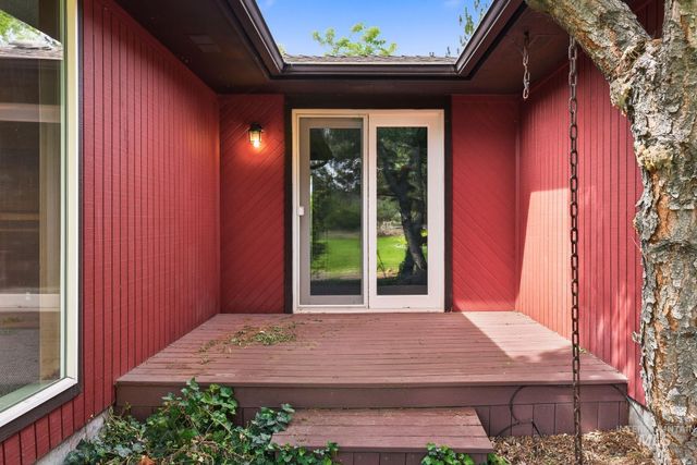812 E Linden St, Caldwell, ID 83605