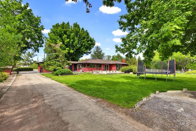 812 E Linden St, Caldwell, ID 83605