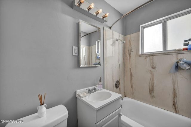 18 E Prater Way, Sparks, NV 89431