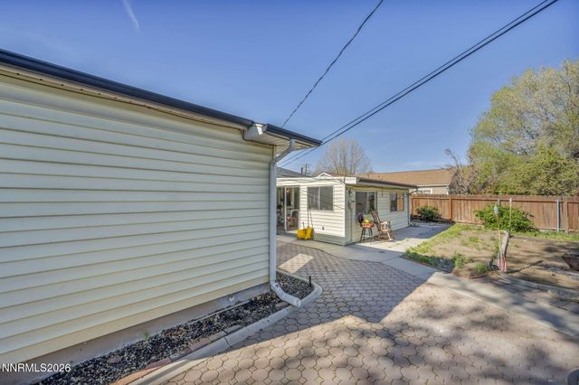 18 E Prater Way, Sparks, NV 89431