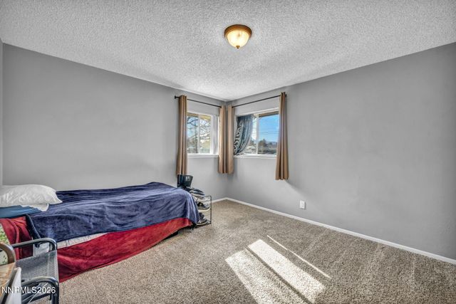 18 E Prater Way, Sparks, NV 89431