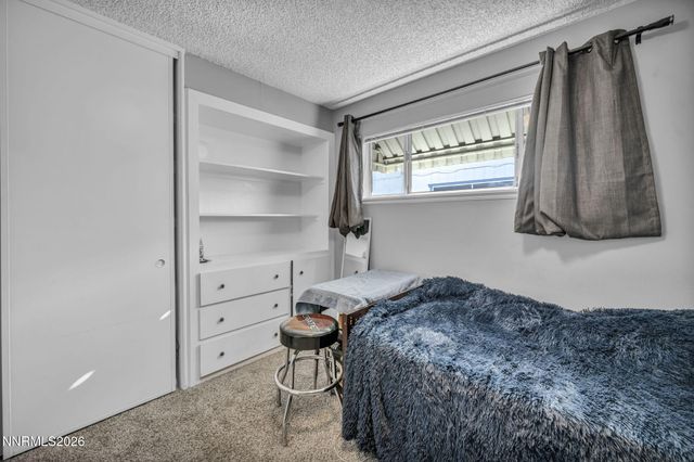 18 E Prater Way, Sparks, NV 89431