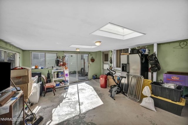 18 E Prater Way, Sparks, NV 89431